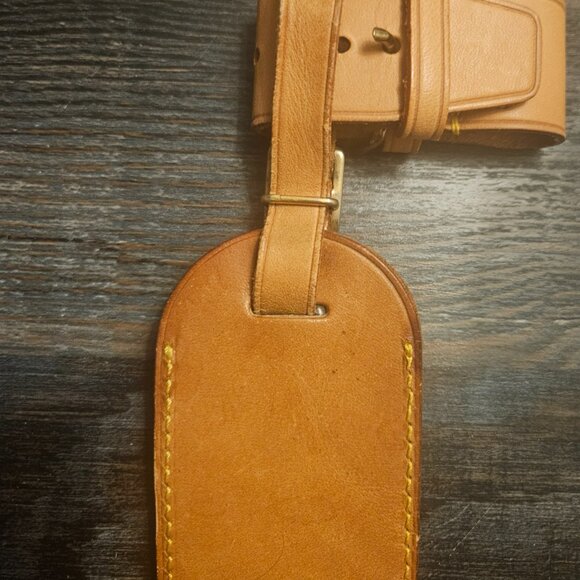 Authentic Louis Vuitton Luggage Tag with Poignet - Picture 2 of 2